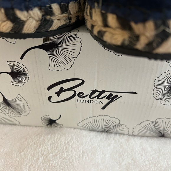 Betty London | handmade Spanish leather espadrilles | NIB NWT New | 36 UK 6 US - Picture 10 of 11
